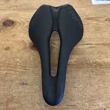 Selle Italia Novus Boost Evo Gravel Superflow L3 145 Black Bike Saddle