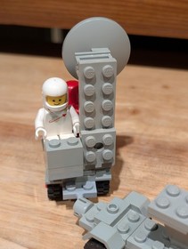 LEGO Space: Mobile Rocket Launcher (462), complete, manual, damaged box, one sub