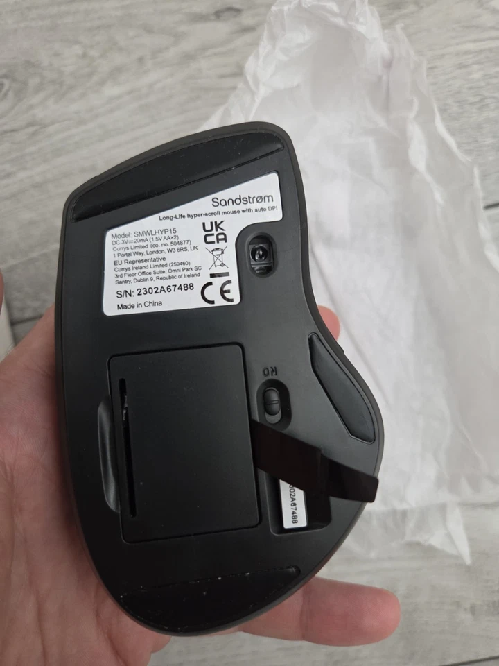 SANDSTROM [SMWLHYP15] Wireless Blue Trace Mouse - Gun Metal  - Image 2 of 4