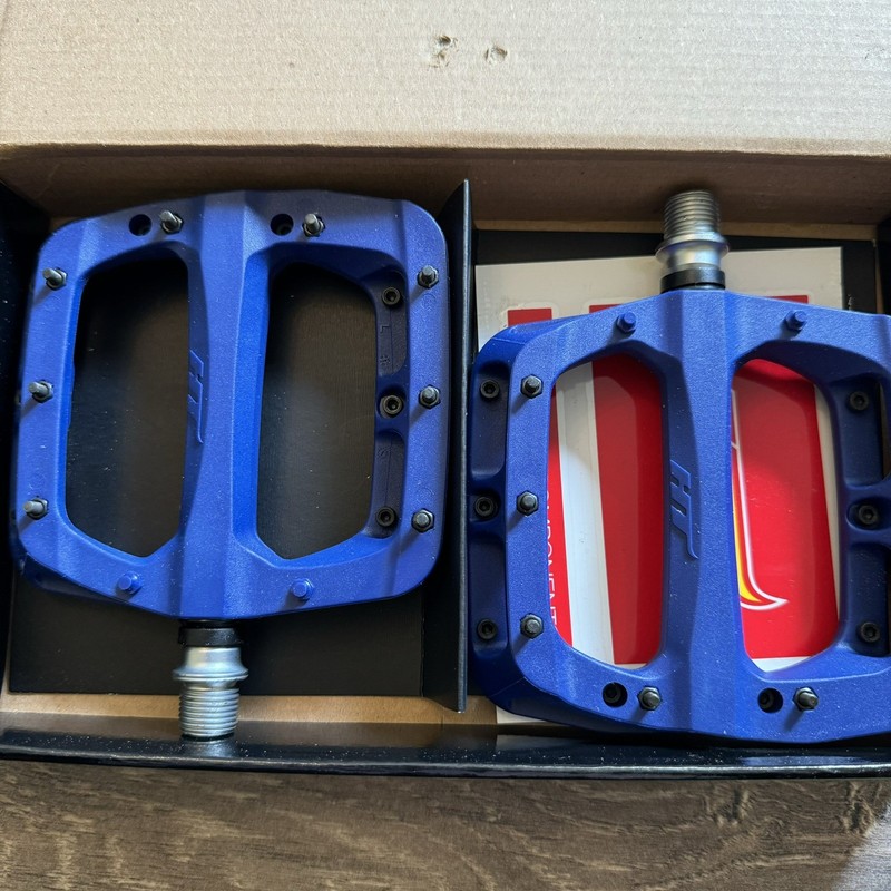 HT Components Nylon BMX Pedals - 9/16" - Sealed Bearings - Royal Blue