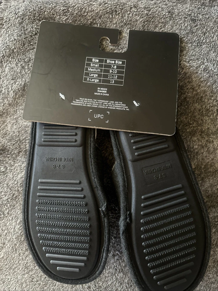 Bolso y deslizadores True Religion Foto 4 de 4