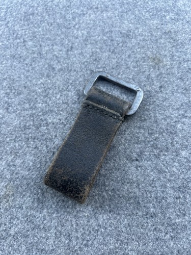 Bracelet D'équipement En Cuir Allemand WW2 - Reproduction - Boucle Argentée - Noir