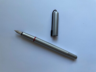 Orig. rOtring 900er-Füller aus den 90ern / Federbreite M / Rarität / unbenutzt