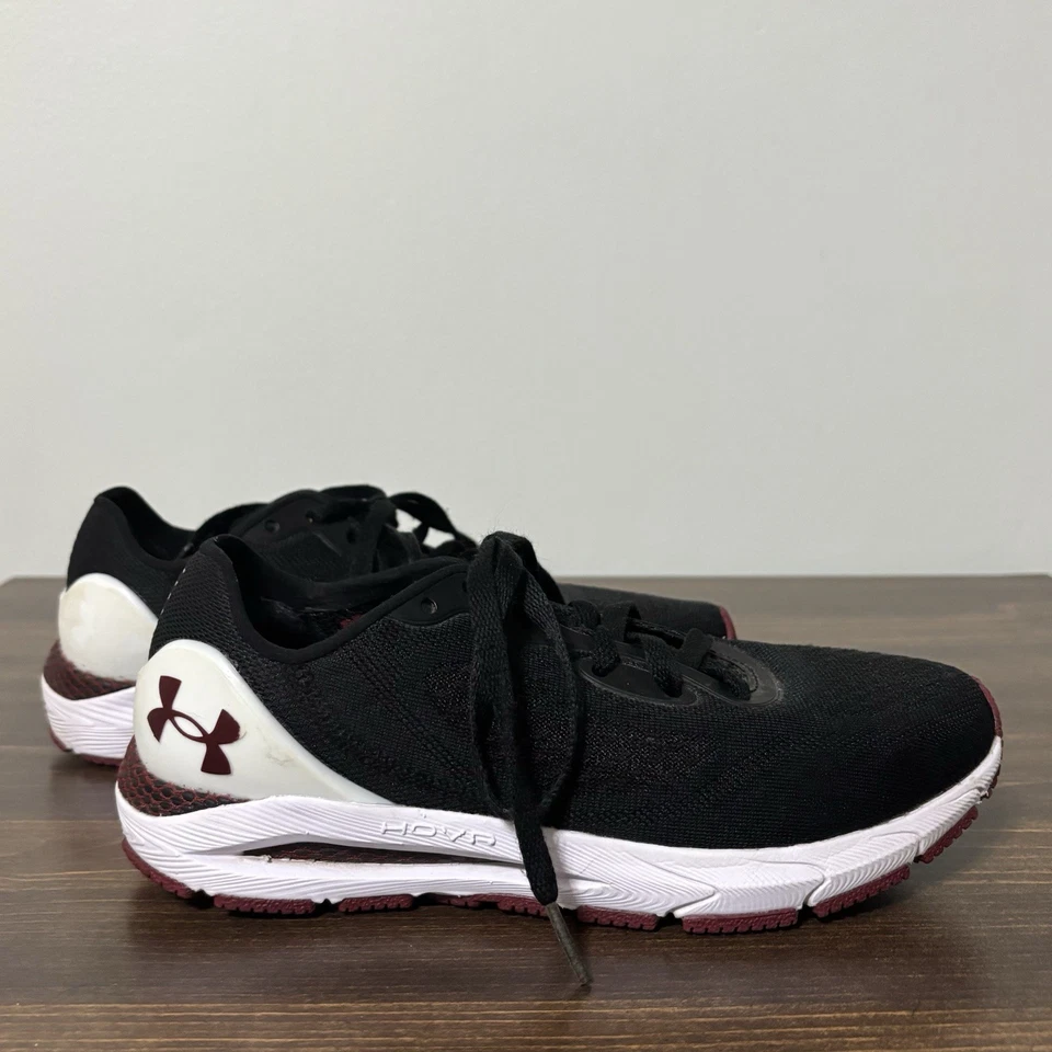 Under Armour Shoes Women’s 7 HOVR Sonic 5 Team Running Gamecock Black Burgundy - Image 4 of 4