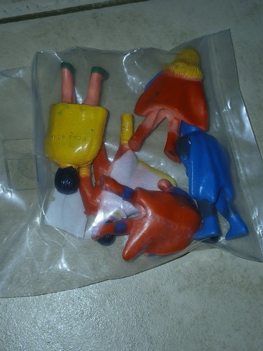 1970s DC Super heroes Figures 5 Pcs With Rare Supergirl MIP NOS. - Picture 3 of 3