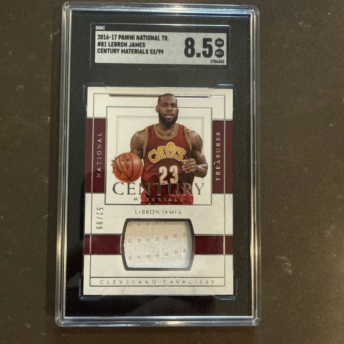 LeBron James Basketball 2016-17 Season Sports Trading Card Singles