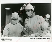 MASH TV SHOW Press Photo 8X10 LORETTA SWIT Alan Alda M*A*S*H Margaret Houlihan