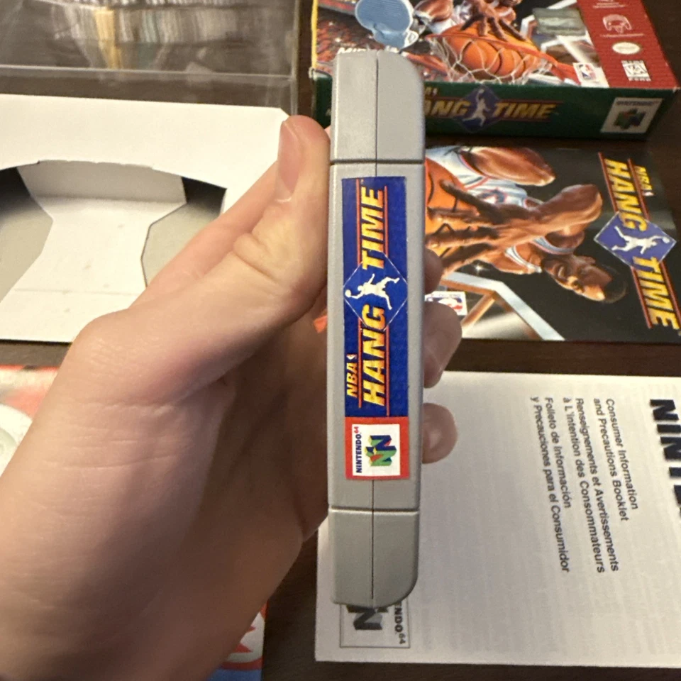 NBA HangTime (Nintendo 64 N64) Complete - Tested - Authentic - Image 3 of 4
