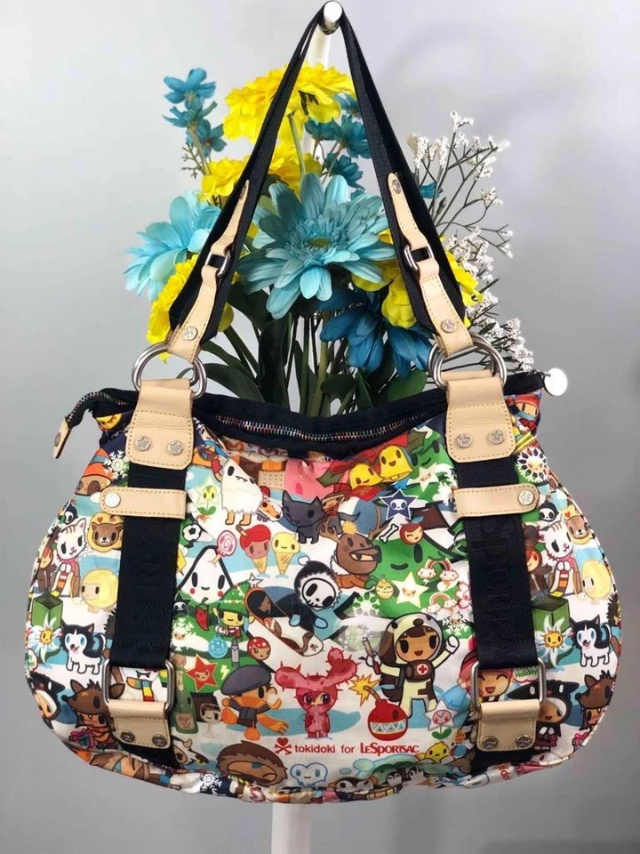 Bolso de hombro LESPORTSAC X TOKIDOKI Vacanze Winter Wonderland Gioco Foto 2 de 4