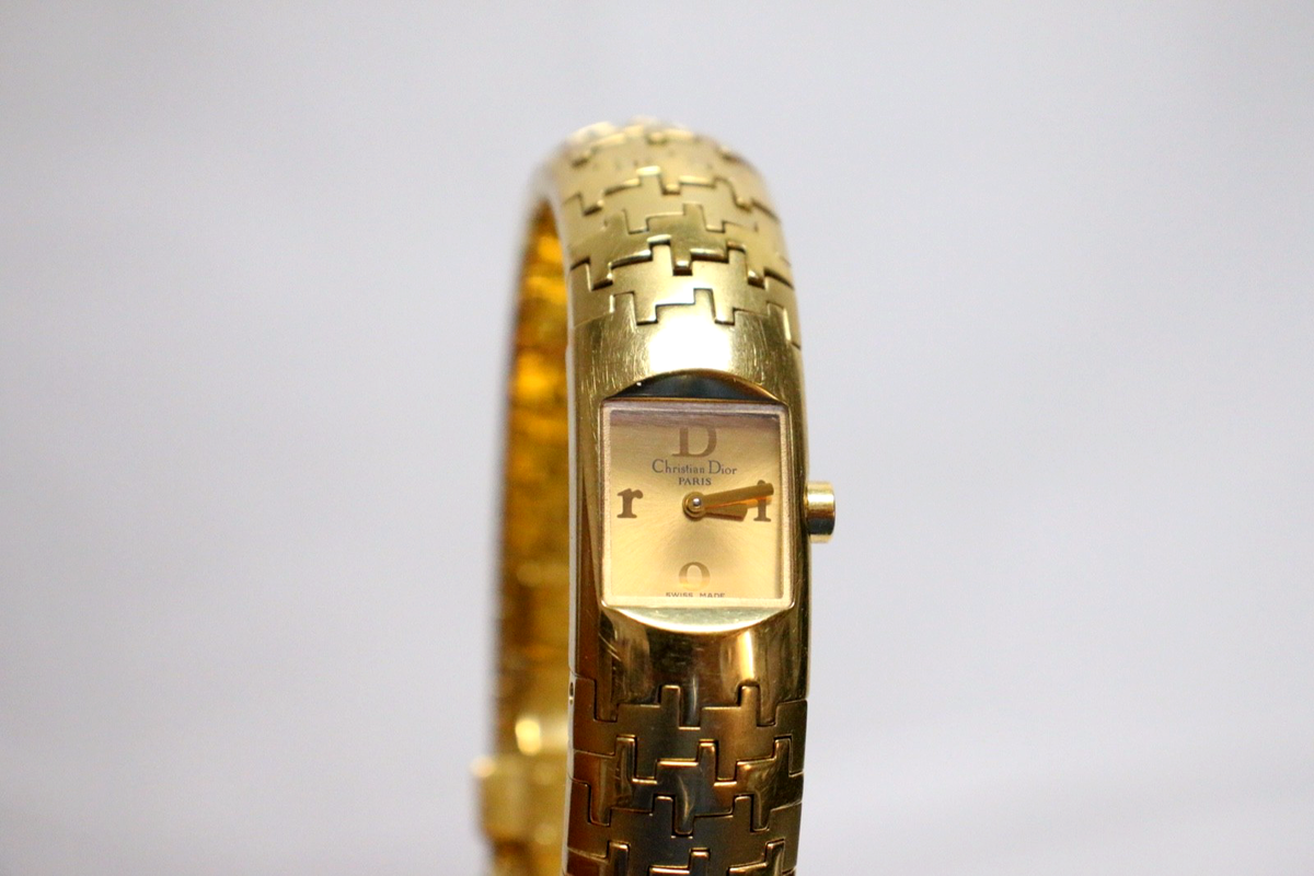 ??Christian Dior Diorific Bracelet Watch?? La D de Dior - Luxury Watches Collection for Women | DIOR main image 3