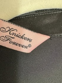 Agent Provocateur 2 pc Silk Pyjama Set Black/Pink Kardashians London Old Money