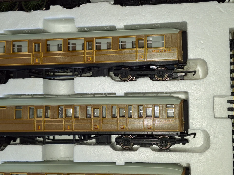 Hornby Flying Scotsman Set R1167. DCC fitted.  Excellent oper. OO scale. Boxed. - Image 3 of 4