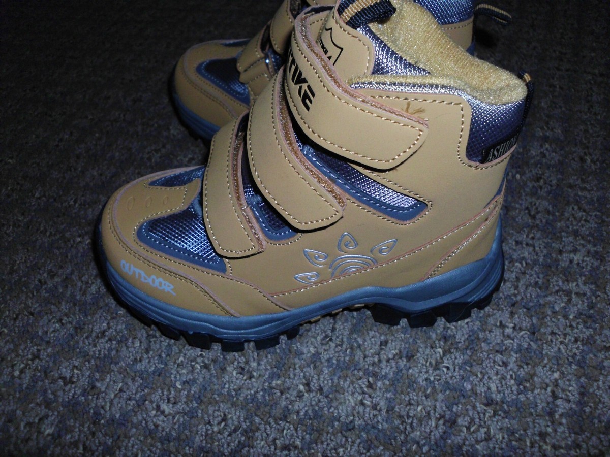 VITIKE kids Hiking Boots/Snow Shoes, size New