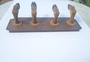 Vintage Taxidermy Deer Hoof/Gun/Bow Rack/Coat Rack/Hook Wall Mount 