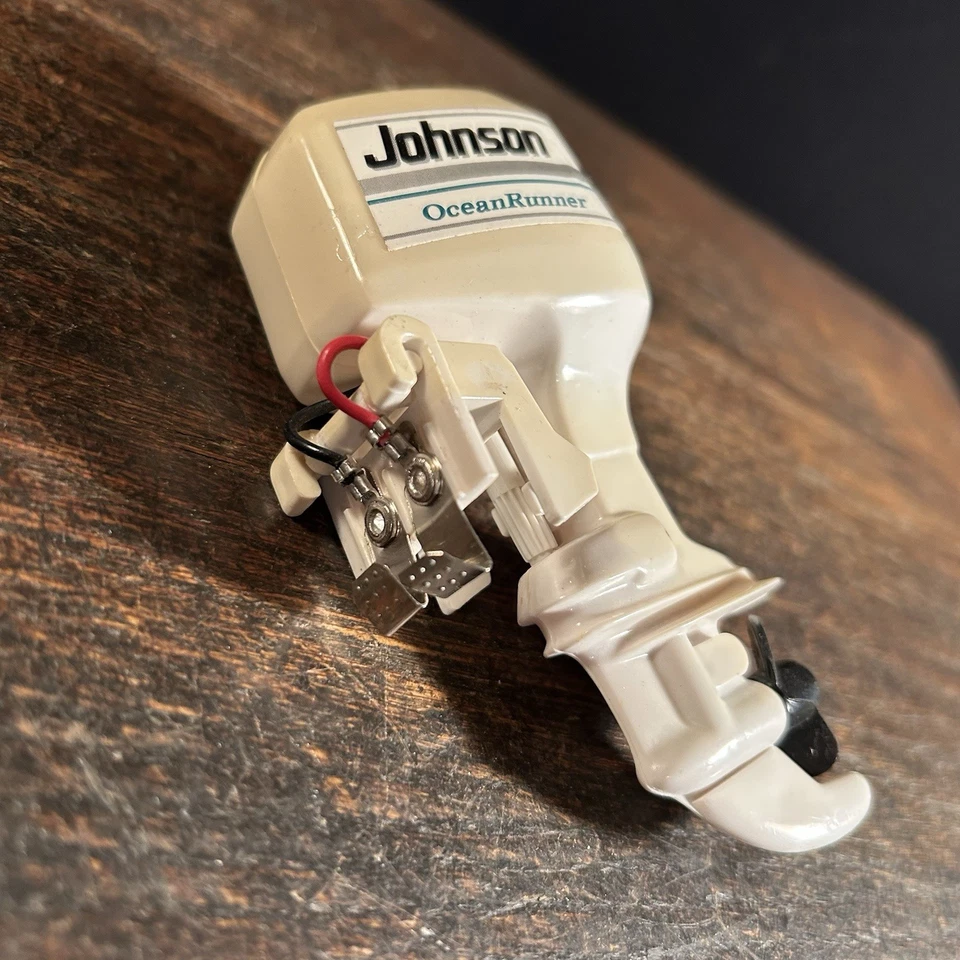 Vintage Mini Johnson 225 Ocean Runner Toy Battery Powered Outboard Boat Motor - Image 2 of 4