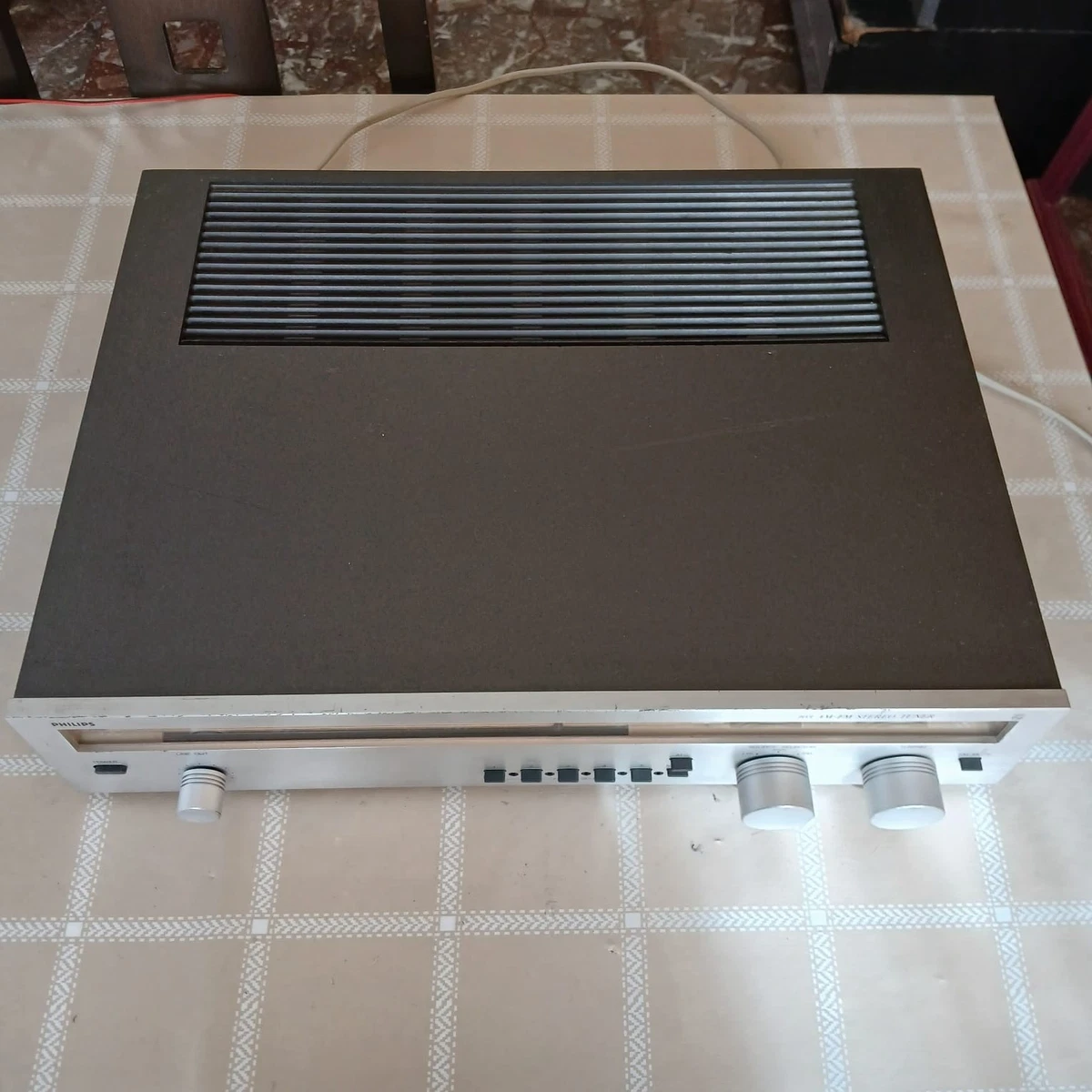 PHILIPS 22AH103/12 FM AM STEREO TUNER