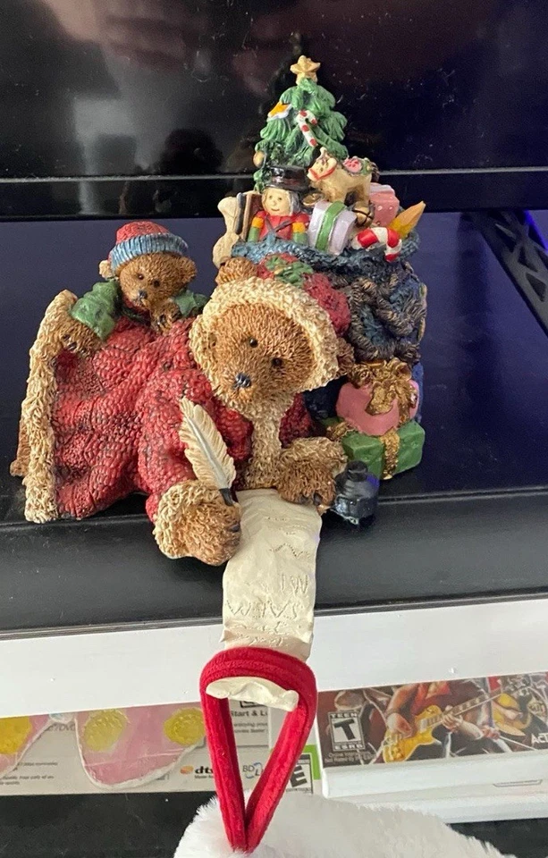 Grandeur Noel Christmas Collectible Bear (Sitting) Stocking Holder - Image 2 of 4