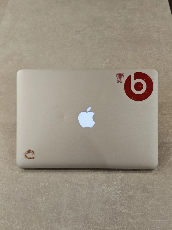 MacBook Pro 13 Retina Late 2013, Intel Core i5 2.6GHz, 8GB RAM, 500GB SSD. Read - Image 2 of 4