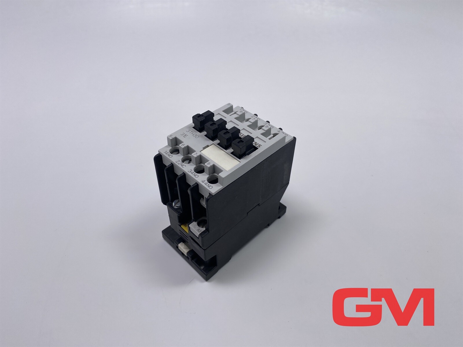 Siemens Auxiliary Contactor 3TH3031-0AK6 110V 50Hz / 120V 60Hz 3NO+1NC