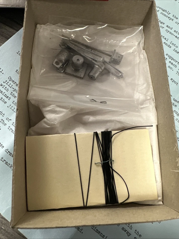 Keystone Locomotive Works HO Craftsman Kit HO-102 Working Jill Poke Log Unloader - Image 3 of 4