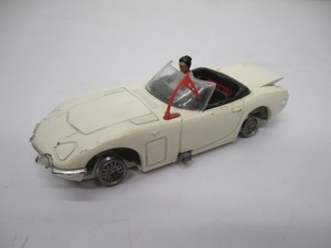 corgi toys james bond toyota 2000gt