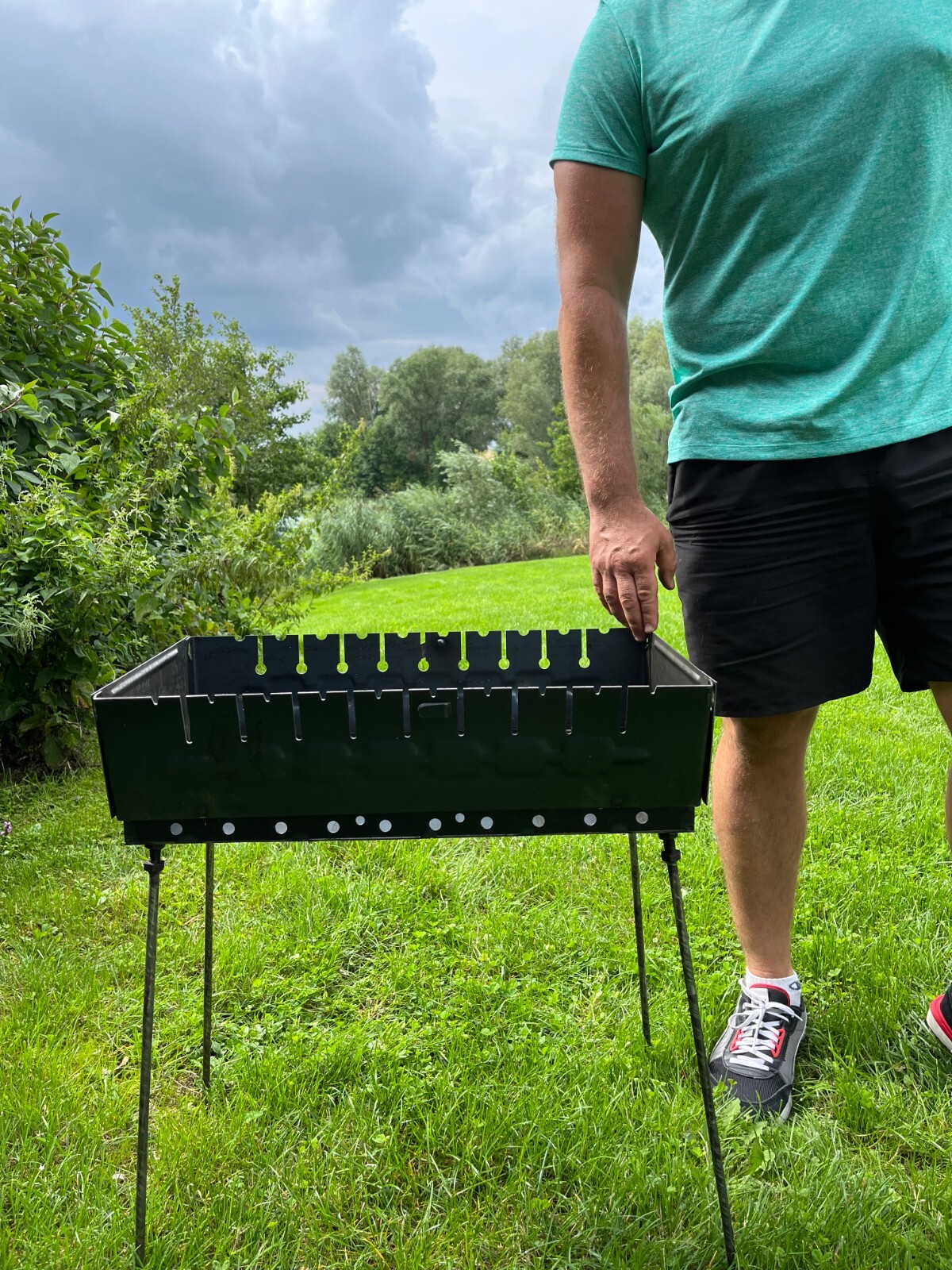 Mangal Grill Koffer Schaschlik für 8(3mm) Spießen Tragbar Picknick mit