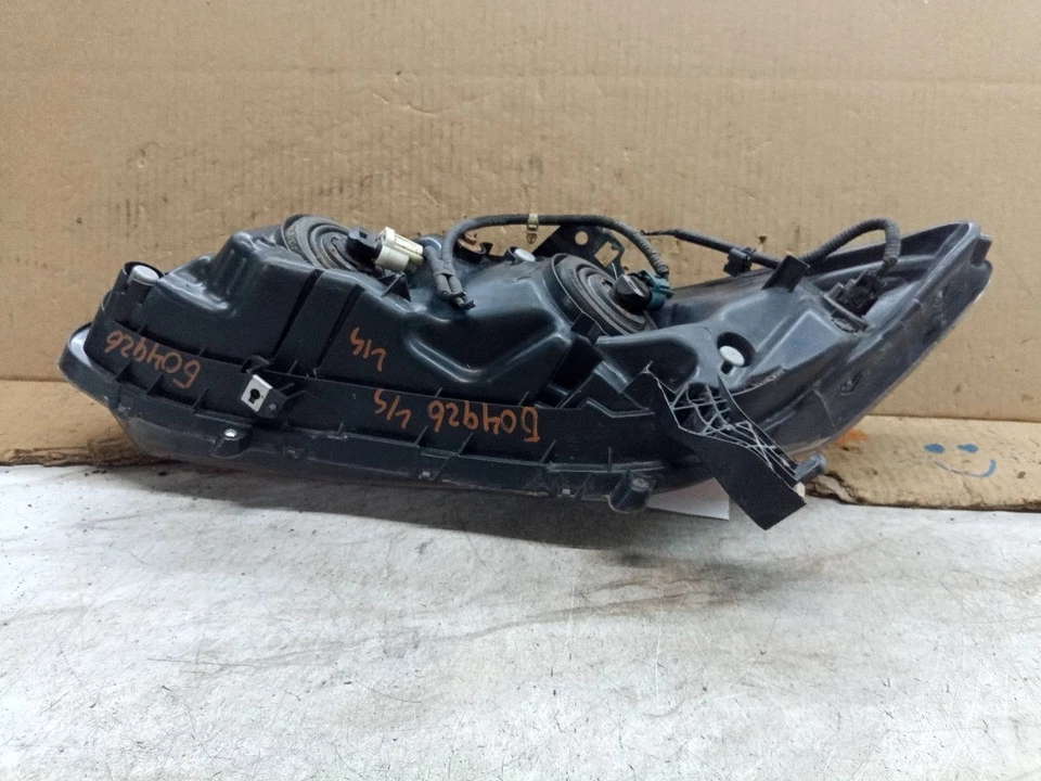 Used Left Headlight Assembly fits: 2012 Honda Civic L. MX Sdn Hybrid Left Grade - Imagem 4 de 4