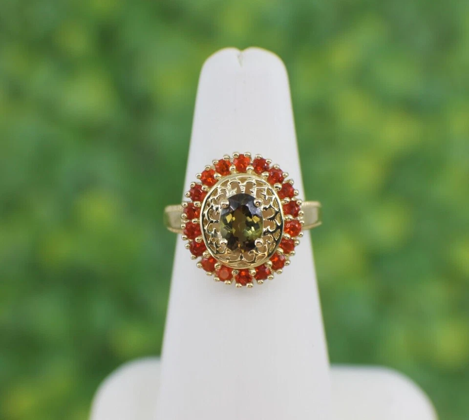 Anillo de oro amarillo sólido de 14K con halo de ópalo de fuego andaluz y naranja talla 6 Foto 2 de 4
