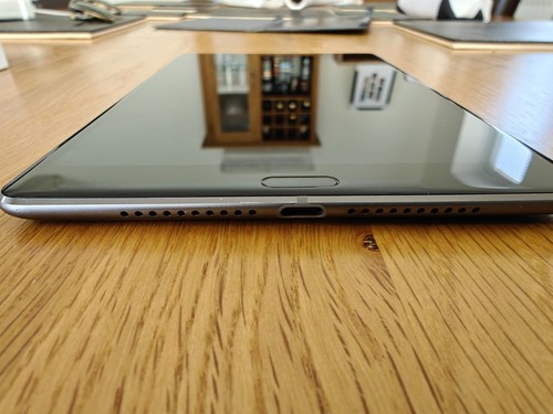 Huawei MediaPad M5 8.4 Tablet (Model SHT-W09) - Picture 5 of 11