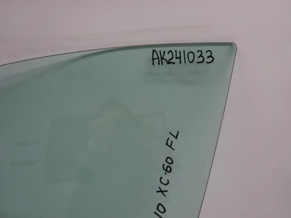 Volvo XC60 2010-2017 puerta delantera izquierda conductor ventana vidrio laminado OEM AK241033 Foto 3 de 4