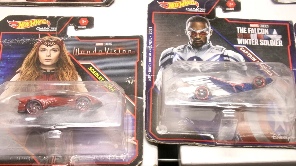 LOTE de 15 coches y camiones Hot Wheels DC/Marvel Batman, Superman Foto 4 de 4
