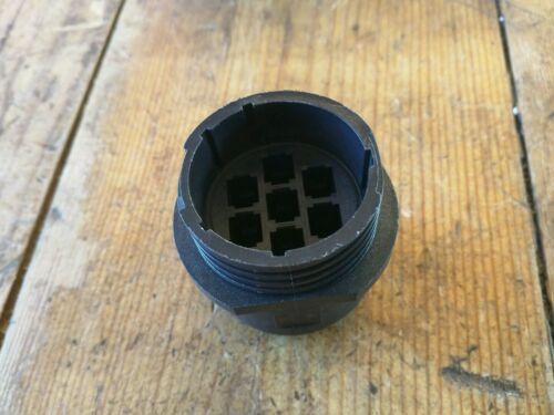 AMP 211399-1 Circular Connector Plug 7 pos Shell Size 13 Series I