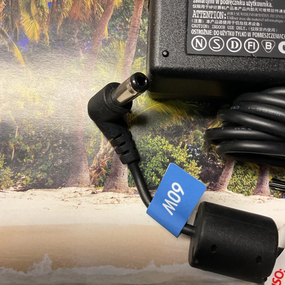 HP C8246A ULTRASLIM AC/DC ADAPTER DESKJET 450 PRINTER OMNIBOOK 19V 3.16A - Image 3 of 3