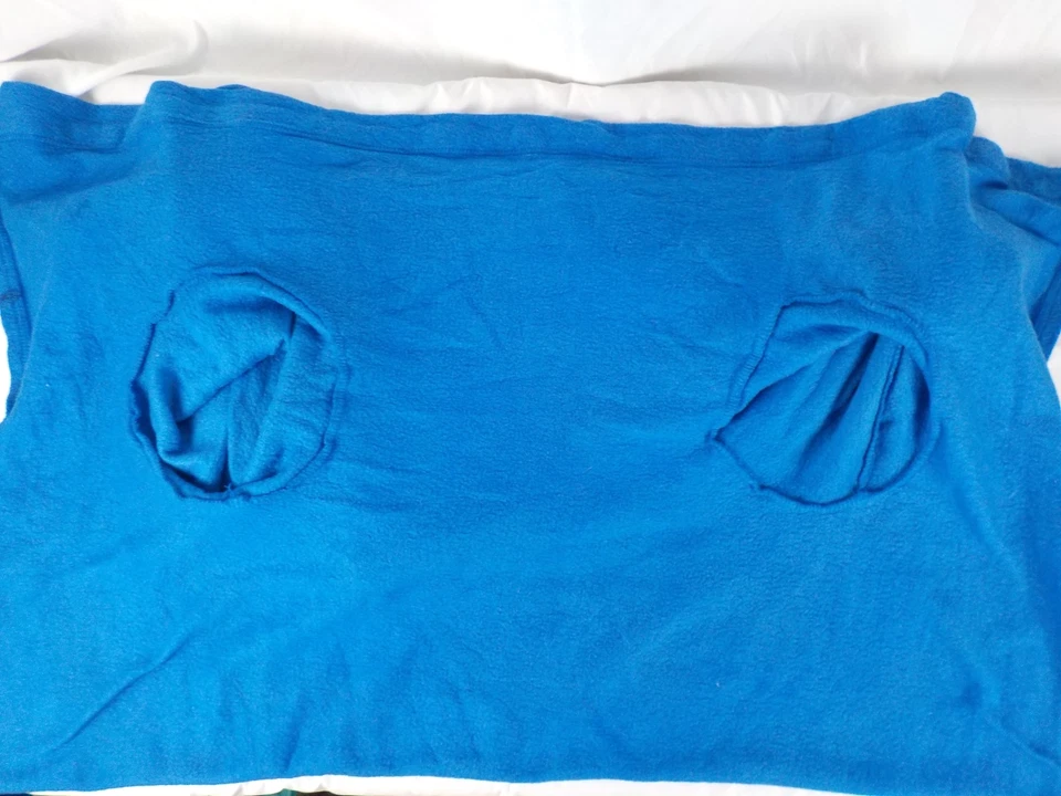 SNUGGIE Original Blue Fleece Blanket w Sleeves Cozy Warm Throw used - Image 3 of 4