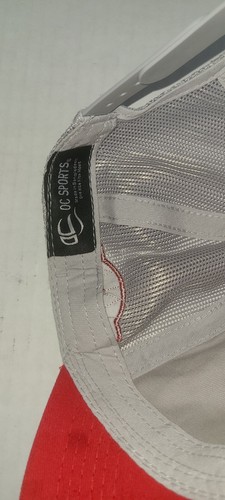 Nuovo con etichette Arkansas Naturals Cappello Regolabile Strapback Rosso su Grigio Maglia Stile Camionista... - Foto 5 di 6