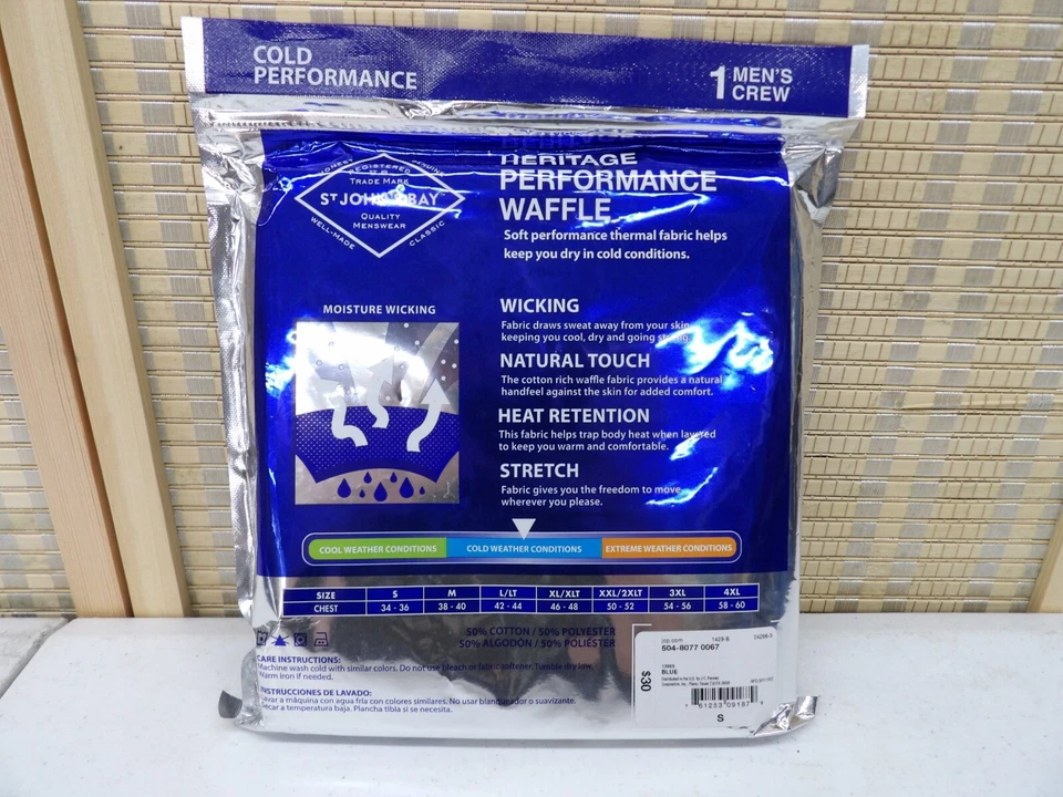 Men's St John's Bay Cold Performance Blue Thermal Top Size Small - Image 2 of 3