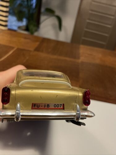 RARE ! ASTON MARTIN DB5 James Bond 007 GAMA 1965 1/18 GOLD Mit Fahrer - Bild 7 von 23