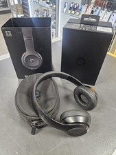Beats Solo3 Wireless Headphones Black Bluetooth Built-In Microphone
