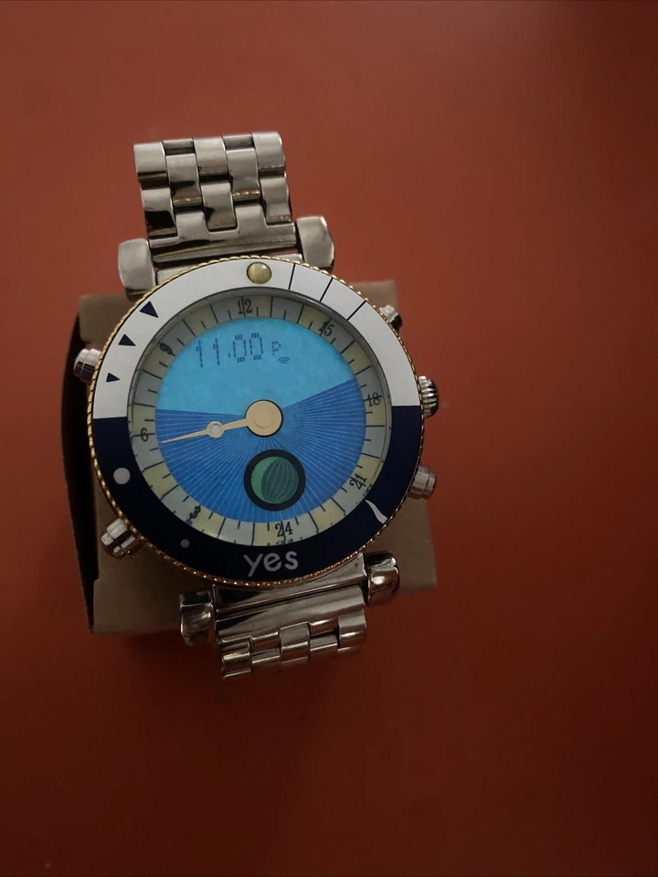 YES World Watch Mens Lunar Phase Longitude /latt Sunrise Sunset More - Image 4 of 4