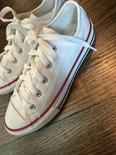 Converse Chuck Taylor All Star Sneaker Youth Sz 2 Shoes White low top NEW