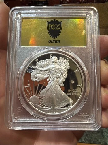 2020-W Proof Eagle End of WWII PCGS PR70DCAM V75 Privy Ultra Break Holo Gold Lab