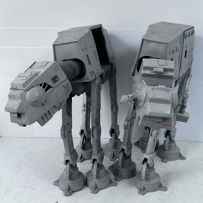 Star Wars Kenner AT-AT Walker 1981 Fehlteile Paar 38810