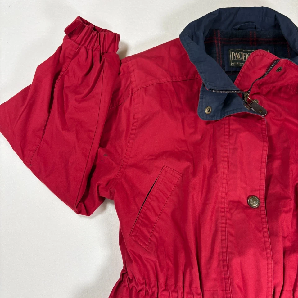 Chaqueta Pacific Trail Mujer Pequeña Roja Exterior Utilidad Parka Bolsillos a Presión De Colección Foto 2 de 4