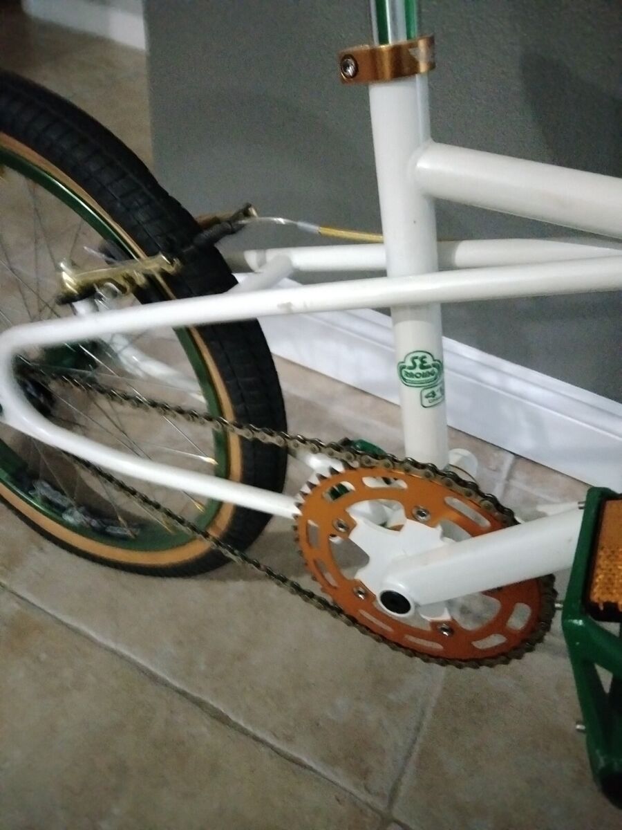 2010 SE QUADANGLE BMX BIKE LIMITED EDITION ( PICK UP ONLY 2010 SE QUADANGLE BMX BIKE LIMITED EDITION ( PICK UP ONLY