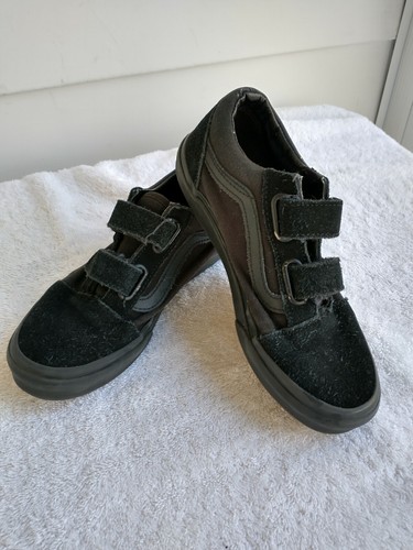 black leather vans size 2
