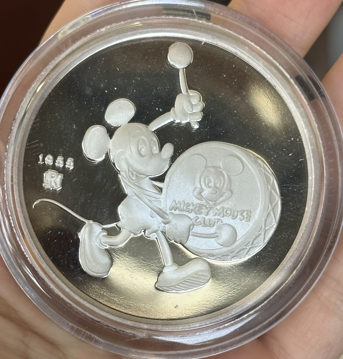 1988 Walt Disney Mickey Mouse 60 Yrs Mickey Mouse Club 5 Oz