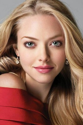 AMANDA SEYFRIED 2010 Razor CUT SIGNATURE AUTOGRAPH Auto #'d 2/6