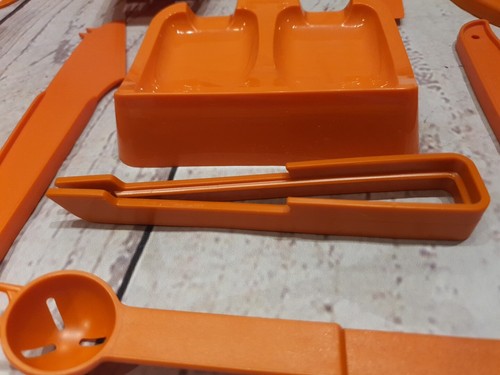 SET OF 3 Tupperware Kitchen Cooking Utensils w/ Hanging Rack & EXTRAS - Orange - Picture 5 of 24