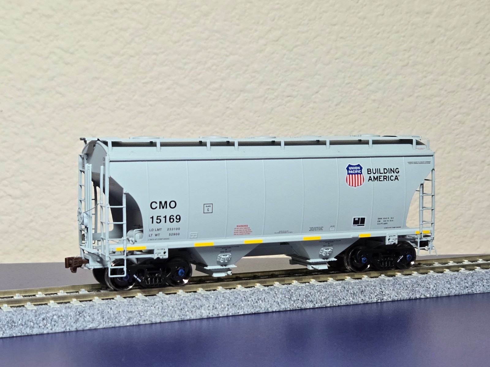 Picture 3 of 4