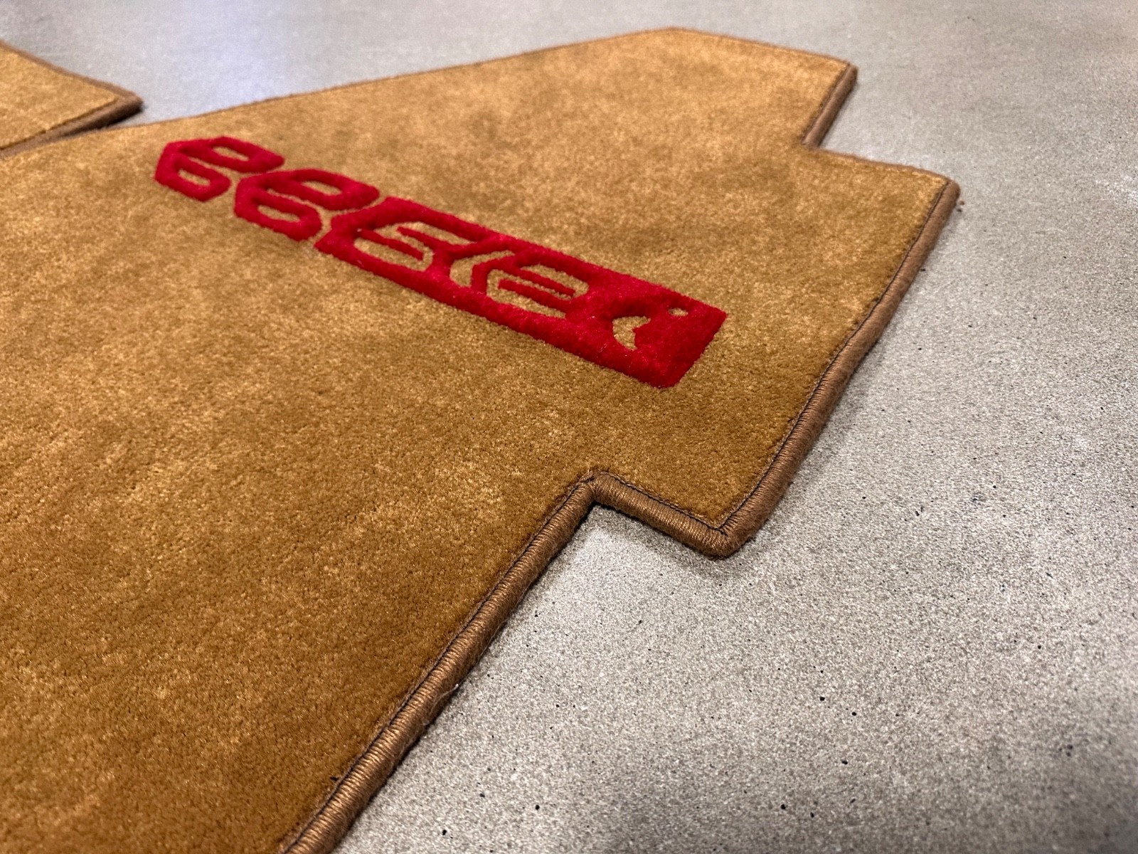 Ferrari 512 BBi Boxer Front Carpets Mats Original OEM Excellent